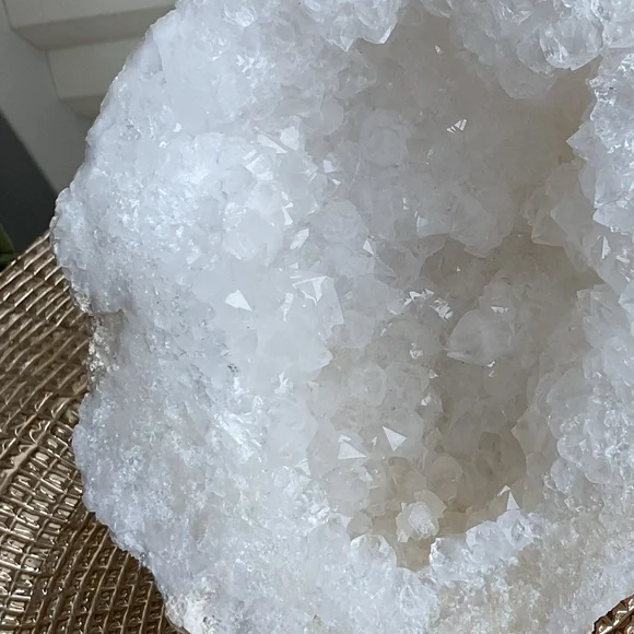 Collector Grade Crystal Geode - Picture 10 of 11